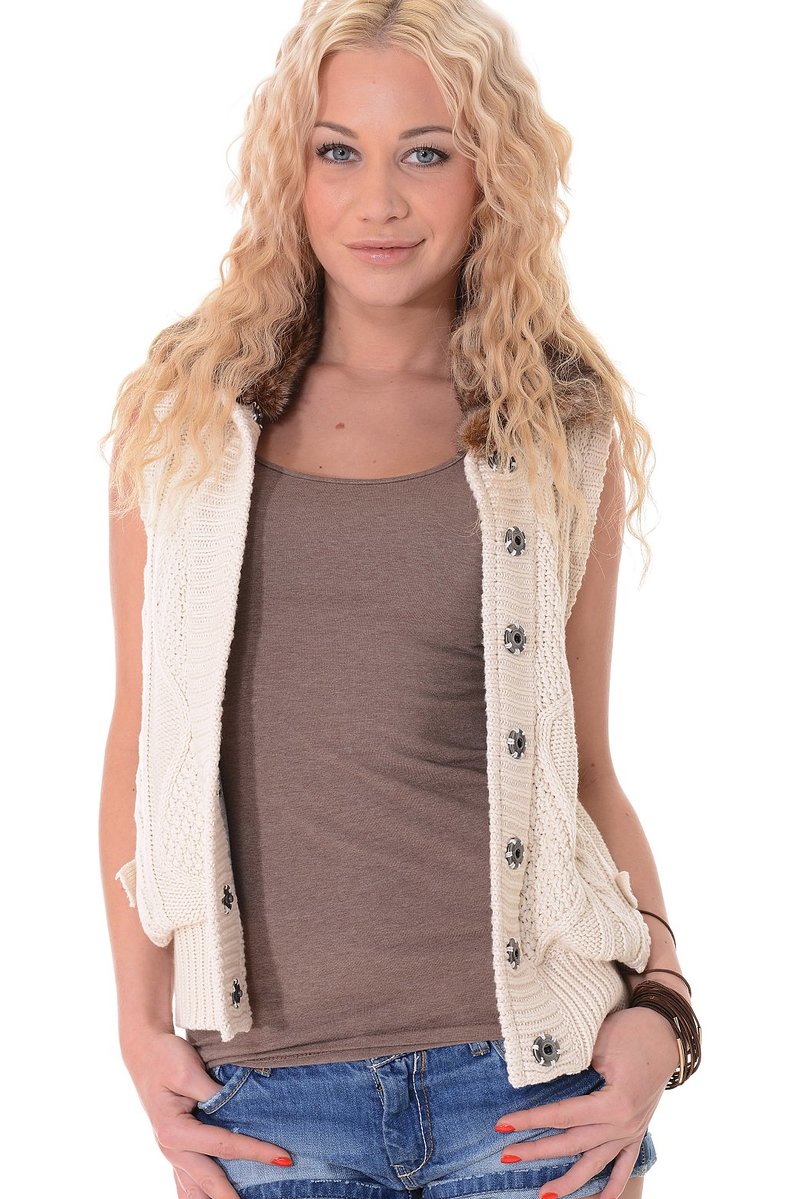 Яшенька, 22 года, 1 размер груди